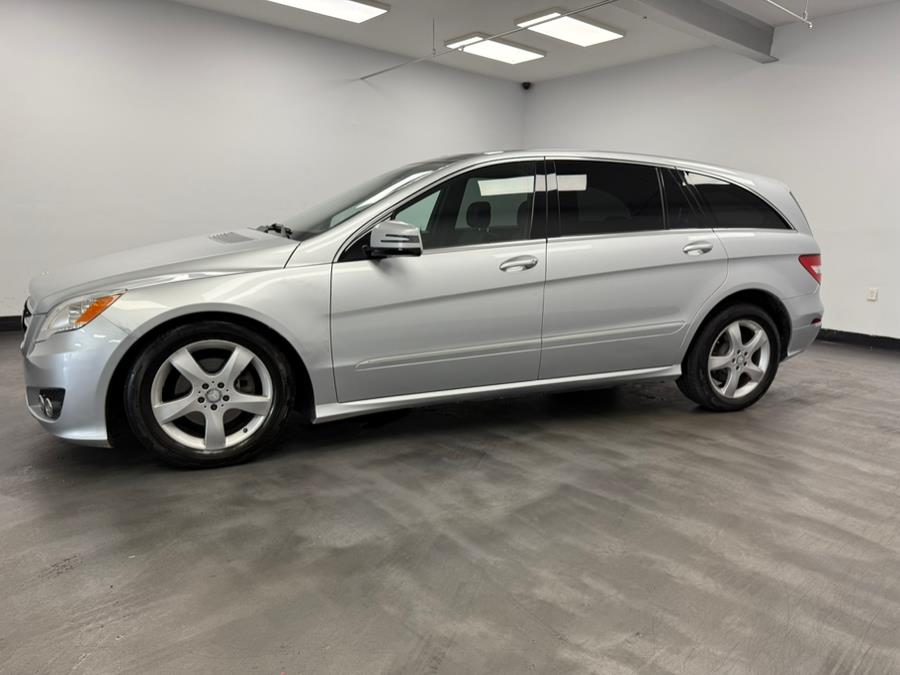 2011 Mercedes-Benz R-Class 4MATIC 4dr R350, available for sale in Elizabeth, New Jersey | M Auto Group. Elizabeth, New Jersey 2011 Mercedes-Benz R-Class 4MATIC 4dr R350, available for sale in Elizabeth, New Jersey | M Auto Group. Elizabeth, New Jersey