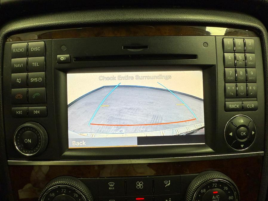 2011 Mercedes-Benz R-Class 4MATIC 4dr R350, available for sale in Elizabeth, New Jersey | M Auto Group. Elizabeth, New Jersey 2011 Mercedes-Benz R-Class 4MATIC 4dr R350, available for sale in Elizabeth, New Jersey | M Auto Group. Elizabeth, New Jersey