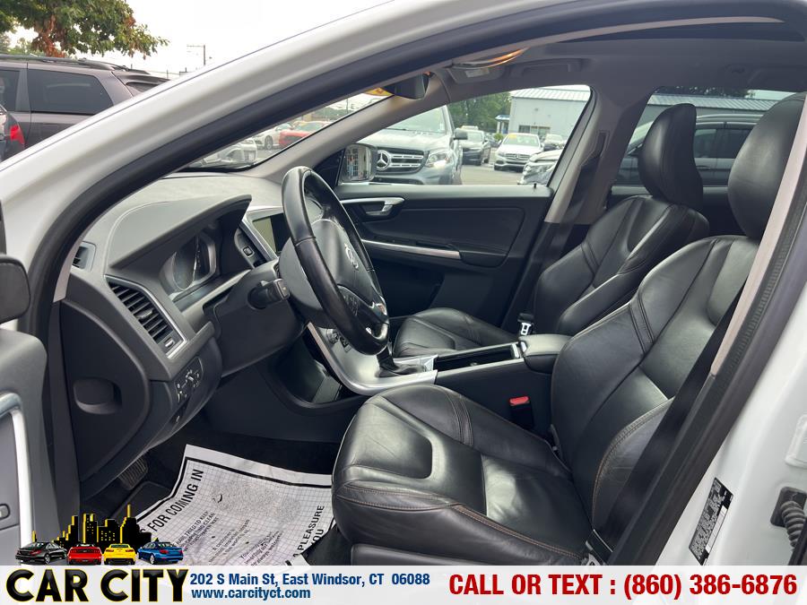 2017 Volvo XC60 T5 AWD Dynamic, available for sale in East Windsor, Connecticut | Car City LLC. East Windsor, Connecticut 2017 Volvo XC60 T5 AWD Dynamic, available for sale in East Windsor, Connecticut | Car City LLC. East Windsor, Connecticut