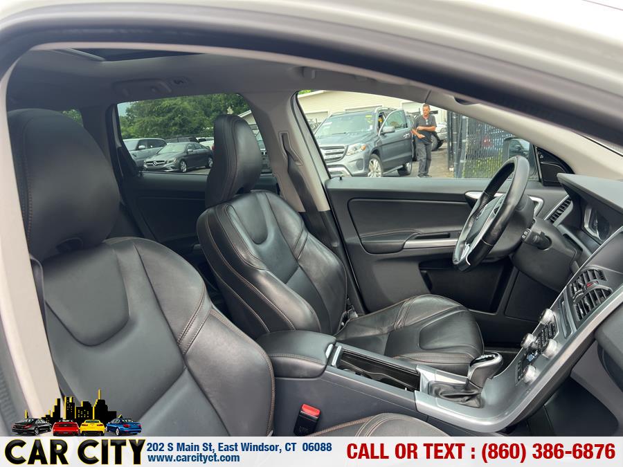 2017 Volvo XC60 T5 AWD Dynamic, available for sale in East Windsor, Connecticut | Car City LLC. East Windsor, Connecticut 2017 Volvo XC60 T5 AWD Dynamic, available for sale in East Windsor, Connecticut | Car City LLC. East Windsor, Connecticut
