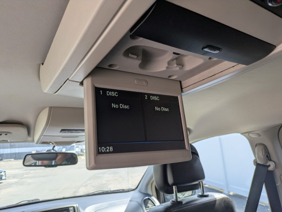 2014 Chrysler Town & Country 4dr Wgn Touring, available for sale in South Hadley, Massachusetts | Payless Auto Sale. South Hadley, Massachusetts 2014 Chrysler Town & Country 4dr Wgn Touring, available for sale in South Hadley, Massachusetts | Payless Auto Sale. South Hadley, Massachusetts