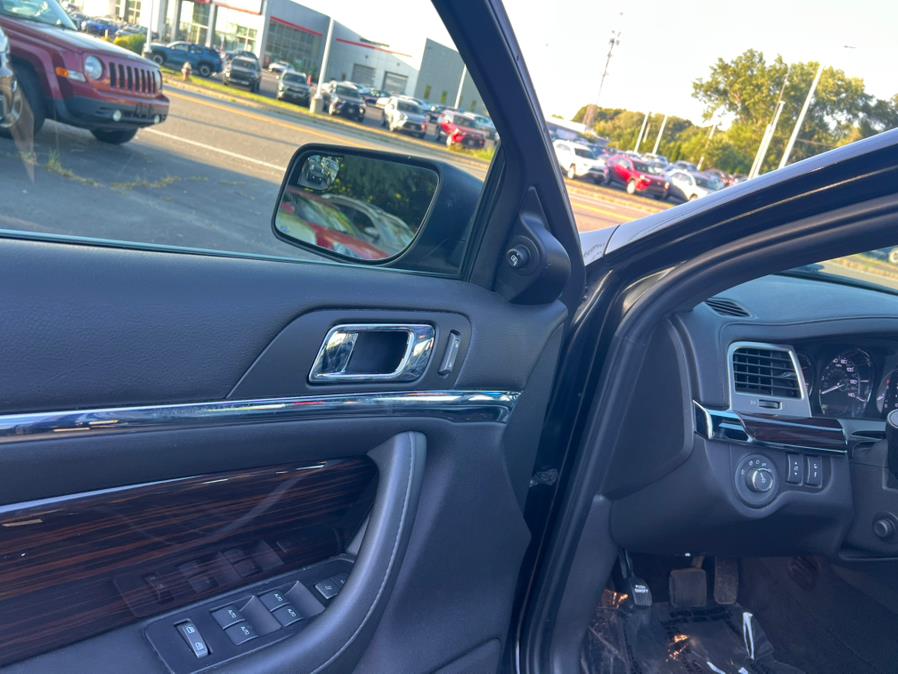 2011 Lincoln MKS 4dr Sdn 3.5L AWD w/EcoBoost, available for sale in Swansea, Massachusetts | Gas On The Run. Swansea, Massachusetts 2011 Lincoln MKS 4dr Sdn 3.5L AWD w/EcoBoost, available for sale in Swansea, Massachusetts | Gas On The Run. Swansea, Massachusetts