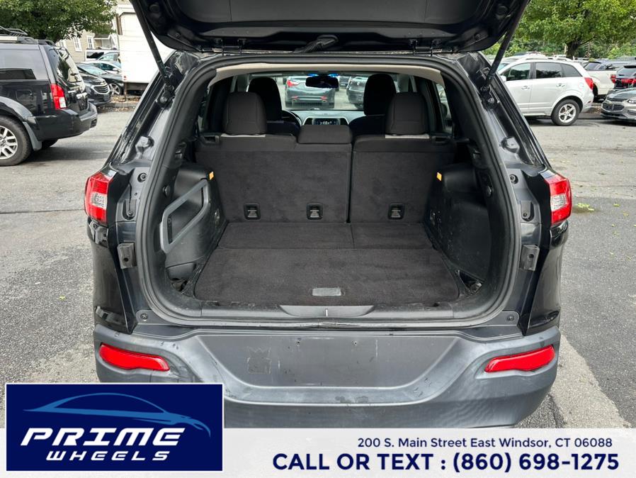 2014 Jeep Cherokee 4WD 4dr Latitude, available for sale in East Windsor, Connecticut | Prime Wheels. East Windsor, Connecticut 2014 Jeep Cherokee 4WD 4dr Latitude, available for sale in East Windsor, Connecticut | Prime Wheels. East Windsor, Connecticut