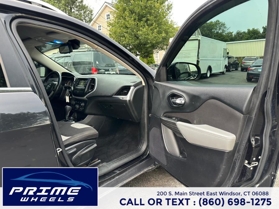 2014 Jeep Cherokee 4WD 4dr Latitude, available for sale in East Windsor, Connecticut | Prime Wheels. East Windsor, Connecticut 2014 Jeep Cherokee 4WD 4dr Latitude, available for sale in East Windsor, Connecticut | Prime Wheels. East Windsor, Connecticut