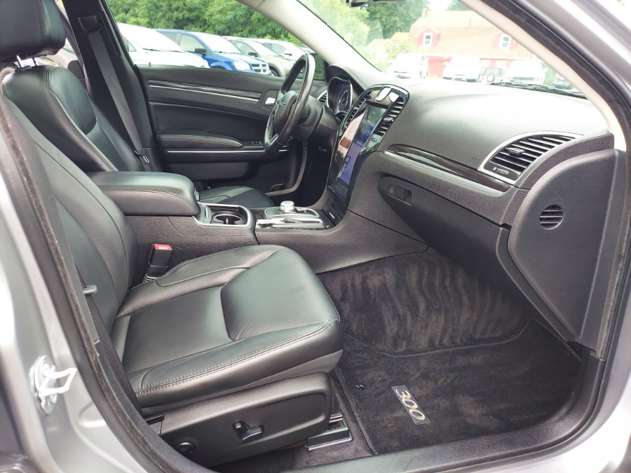 2016 Chrysler 300 4dr Sdn Limited AWD, available for sale in East Windsor, Connecticut | United Auto Sales of E Windsor, Inc. East Windsor, Connecticut 2016 Chrysler 300 4dr Sdn Limited AWD, available for sale in East Windsor, Connecticut | United Auto Sales of E Windsor, Inc. East Windsor, Connecticut