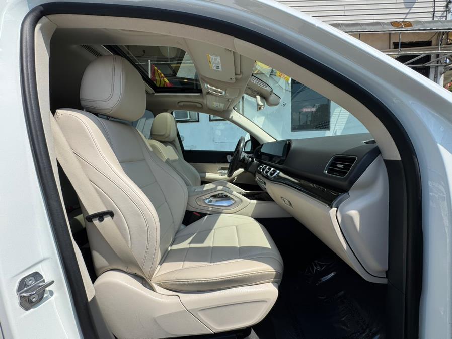 2020 Mercedes-Benz GLE GLE 350 4MATIC SUV, available for sale in Newark, New Jersey | Champion Auto Sales. Newark, New Jersey 2020 Mercedes-Benz GLE GLE 350 4MATIC SUV, available for sale in Newark, New Jersey | Champion Auto Sales. Newark, New Jersey
