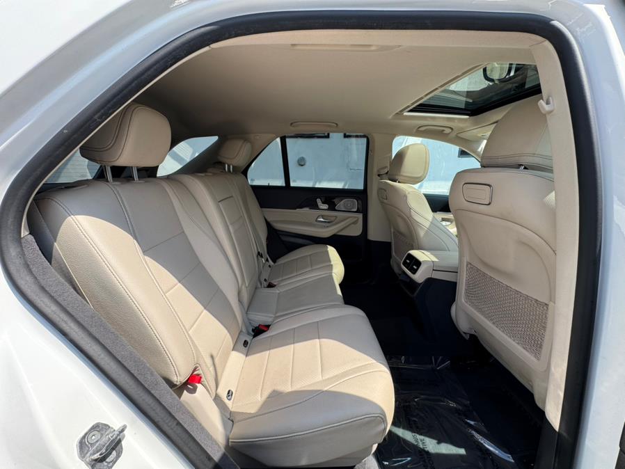 2020 Mercedes-Benz GLE GLE 350 4MATIC SUV, available for sale in Newark, New Jersey | Champion Auto Sales. Newark, New Jersey 2020 Mercedes-Benz GLE GLE 350 4MATIC SUV, available for sale in Newark, New Jersey | Champion Auto Sales. Newark, New Jersey