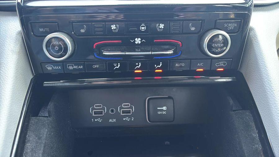 2021 Jeep Grand Cherokee l Overland Sport Utility 4D, available for sale in NEW BRITAIN, Connecticut | Prestige Auto Superstore. NEW BRITAIN, Connecticut 2021 Jeep Grand Cherokee l Overland Sport Utility 4D, available for sale in NEW BRITAIN, Connecticut | Prestige Auto Superstore. NEW BRITAIN, Connecticut