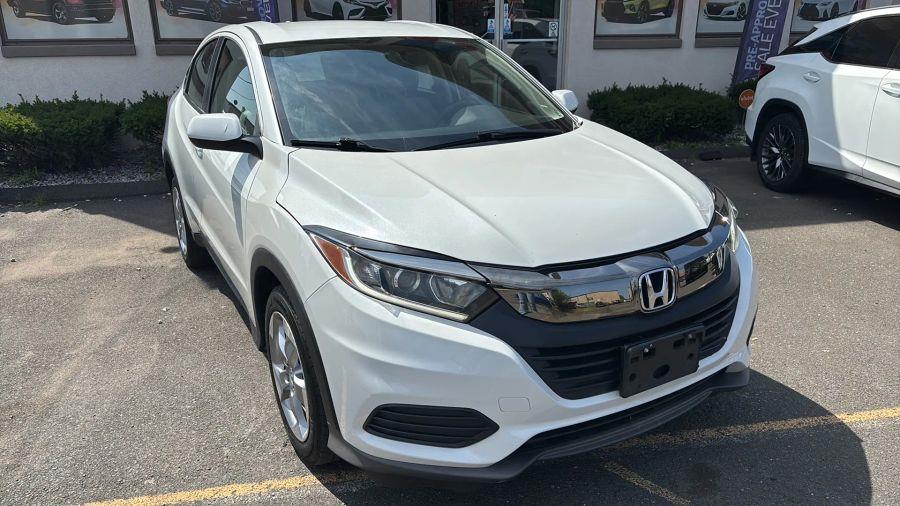 2022 Honda Hr-v LX Sport Utility 4D, available for sale in NEW BRITAIN, Connecticut | Prestige Auto Superstore. NEW BRITAIN, Connecticut 2022 Honda Hr-v LX Sport Utility 4D, available for sale in NEW BRITAIN, Connecticut | Prestige Auto Superstore. NEW BRITAIN, Connecticut