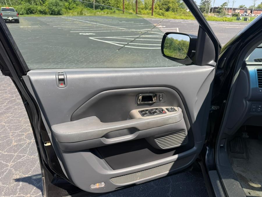 2007 Honda Pilot 4WD 4dr EX-L, available for sale in East Windsor, Connecticut | STS Automotive. East Windsor, Connecticut 2007 Honda Pilot 4WD 4dr EX-L, available for sale in East Windsor, Connecticut | STS Automotive. East Windsor, Connecticut