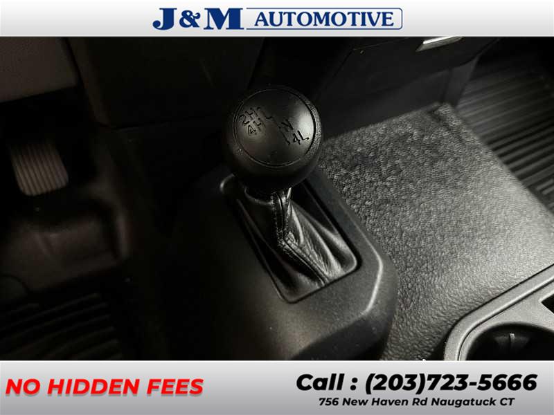 2017 Ford Super Duty F-250 Srw XL, available for sale in Naugatuck, Connecticut | J&M Automotive Sls&Svc LLC. Naugatuck, Connecticut 2017 Ford Super Duty F-250 Srw XL, available for sale in Naugatuck, Connecticut | J&M Automotive Sls&Svc LLC. Naugatuck, Connecticut