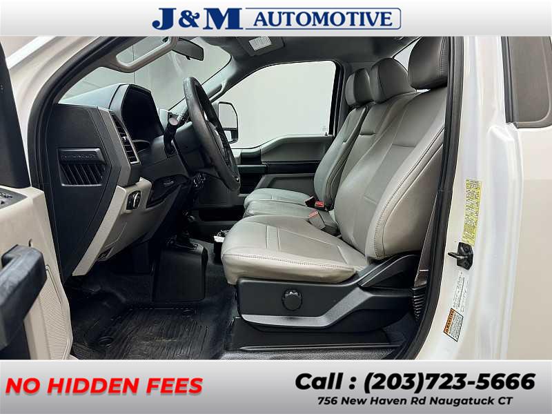 2017 Ford Super Duty F-250 Srw XL, available for sale in Naugatuck, Connecticut | J&M Automotive Sls&Svc LLC. Naugatuck, Connecticut 2017 Ford Super Duty F-250 Srw XL, available for sale in Naugatuck, Connecticut | J&M Automotive Sls&Svc LLC. Naugatuck, Connecticut
