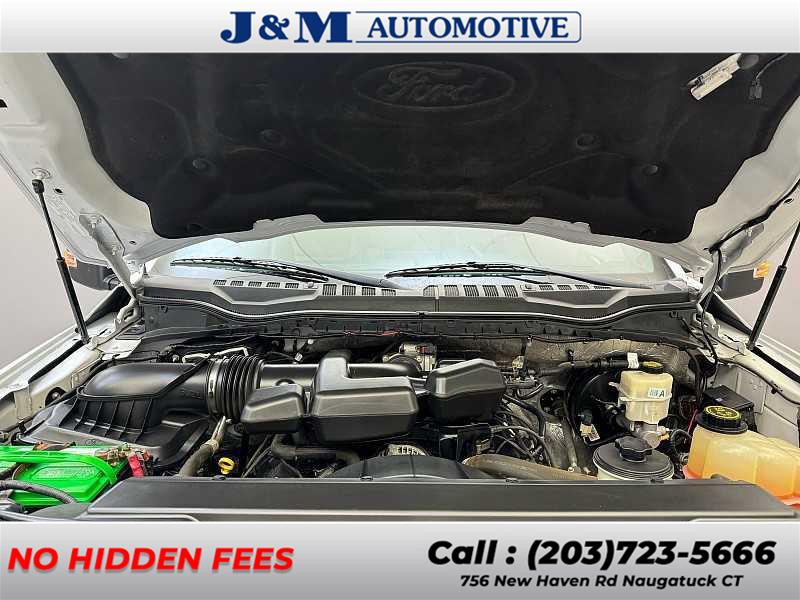 2017 Ford Super Duty F-250 Srw XL, available for sale in Naugatuck, Connecticut | J&M Automotive Sls&Svc LLC. Naugatuck, Connecticut 2017 Ford Super Duty F-250 Srw XL, available for sale in Naugatuck, Connecticut | J&M Automotive Sls&Svc LLC. Naugatuck, Connecticut