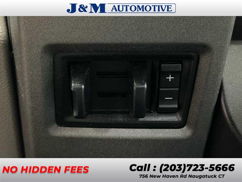 2017 Ford Super Duty F-250 Srw XL, available for sale in Naugatuck, Connecticut | J&M Automotive Sls&Svc LLC. Naugatuck, Connecticut 2017 Ford Super Duty F-250 Srw XL, available for sale in Naugatuck, Connecticut | J&M Automotive Sls&Svc LLC. Naugatuck, Connecticut