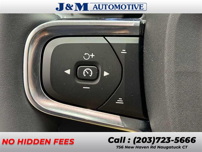 2022 Volvo Xc40 Momentum, available for sale in Naugatuck, Connecticut | J&M Automotive Sls&Svc LLC. Naugatuck, Connecticut 2022 Volvo Xc40 Momentum, available for sale in Naugatuck, Connecticut | J&M Automotive Sls&Svc LLC. Naugatuck, Connecticut