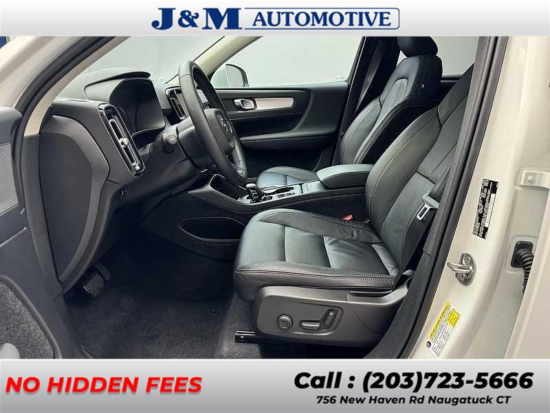 2022 Volvo Xc40 Momentum, available for sale in Naugatuck, Connecticut | J&M Automotive Sls&Svc LLC. Naugatuck, Connecticut 2022 Volvo Xc40 Momentum, available for sale in Naugatuck, Connecticut | J&M Automotive Sls&Svc LLC. Naugatuck, Connecticut