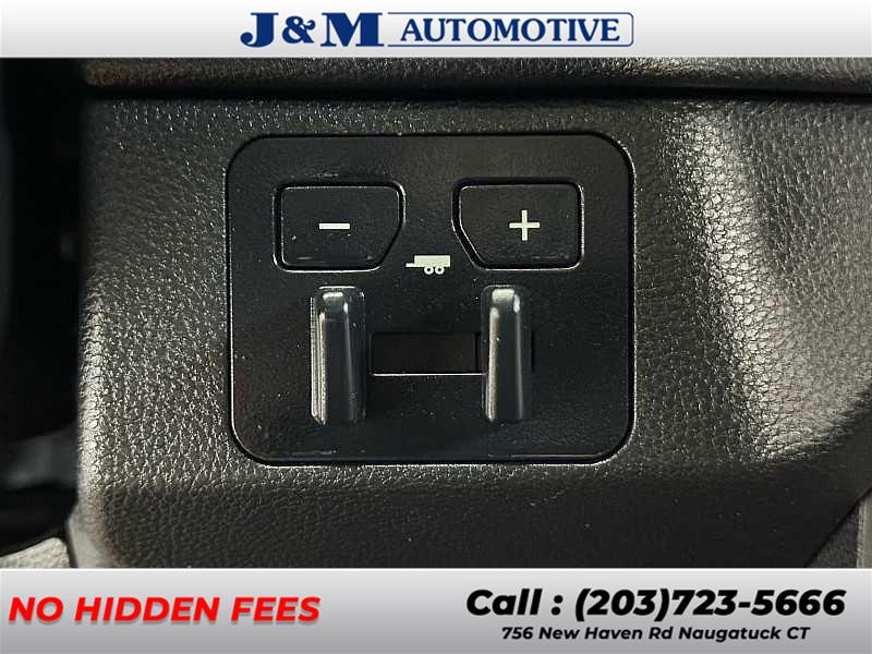 2022 Toyota Tundra SR5, available for sale in Naugatuck, Connecticut | J&M Automotive Sls&Svc LLC. Naugatuck, Connecticut 2022 Toyota Tundra SR5, available for sale in Naugatuck, Connecticut | J&M Automotive Sls&Svc LLC. Naugatuck, Connecticut