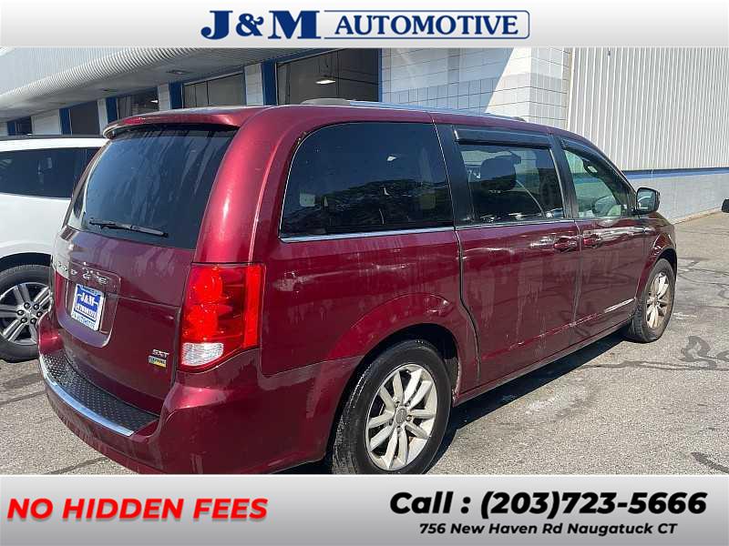 2018 Dodge Grand Caravan SXT, available for sale in Naugatuck, Connecticut | J&M Automotive Sls&Svc LLC. Naugatuck, Connecticut 2018 Dodge Grand Caravan SXT, available for sale in Naugatuck, Connecticut | J&M Automotive Sls&Svc LLC. Naugatuck, Connecticut