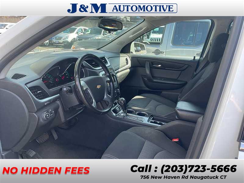 2017 Chevrolet Traverse LT, available for sale in Naugatuck, Connecticut | J&M Automotive Sls&Svc LLC. Naugatuck, Connecticut 2017 Chevrolet Traverse LT, available for sale in Naugatuck, Connecticut | J&M Automotive Sls&Svc LLC. Naugatuck, Connecticut