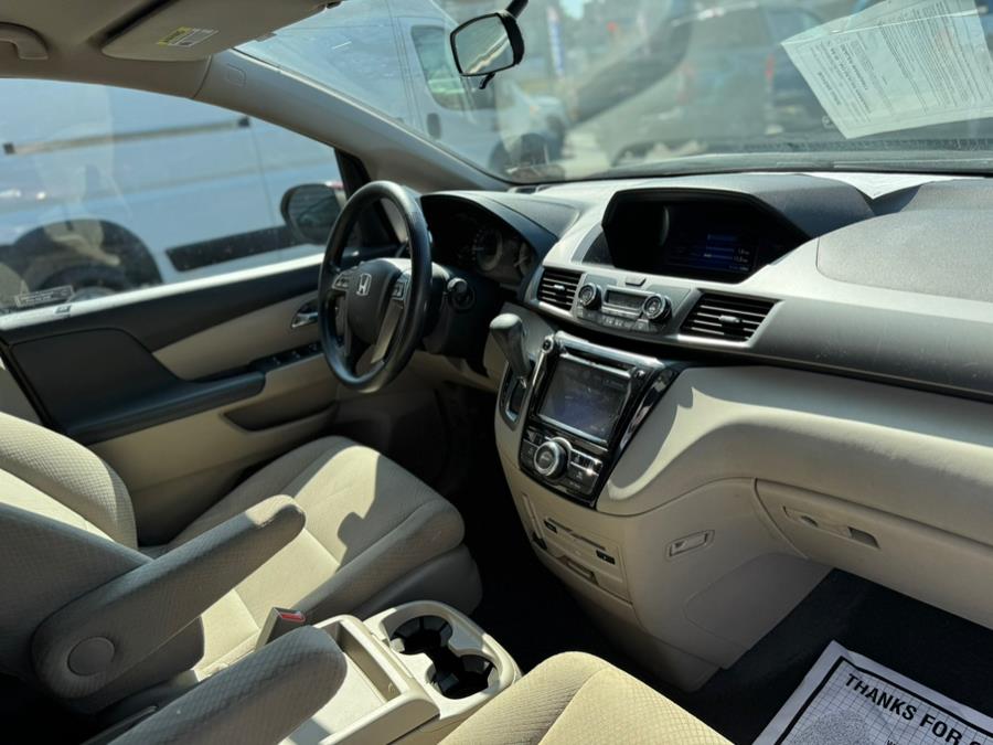 2016 Honda Odyssey 5dr SE, available for sale in Irvington, New Jersey | RT 603 Auto Mall. Irvington, New Jersey 2016 Honda Odyssey 5dr SE, available for sale in Irvington, New Jersey | RT 603 Auto Mall. Irvington, New Jersey