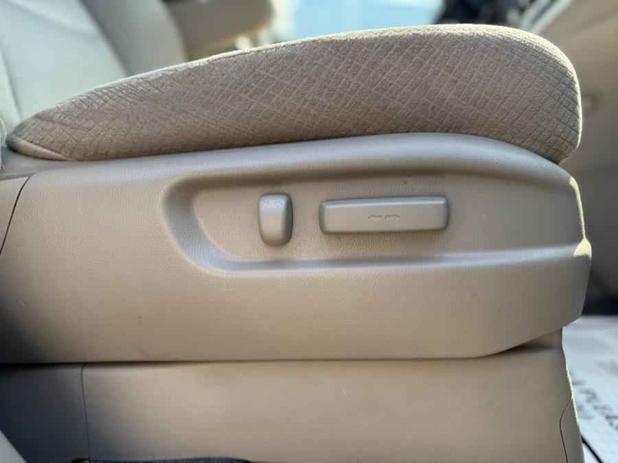 2016 Honda Odyssey 5dr SE, available for sale in Irvington, New Jersey | RT 603 Auto Mall. Irvington, New Jersey 2016 Honda Odyssey 5dr SE, available for sale in Irvington, New Jersey | RT 603 Auto Mall. Irvington, New Jersey