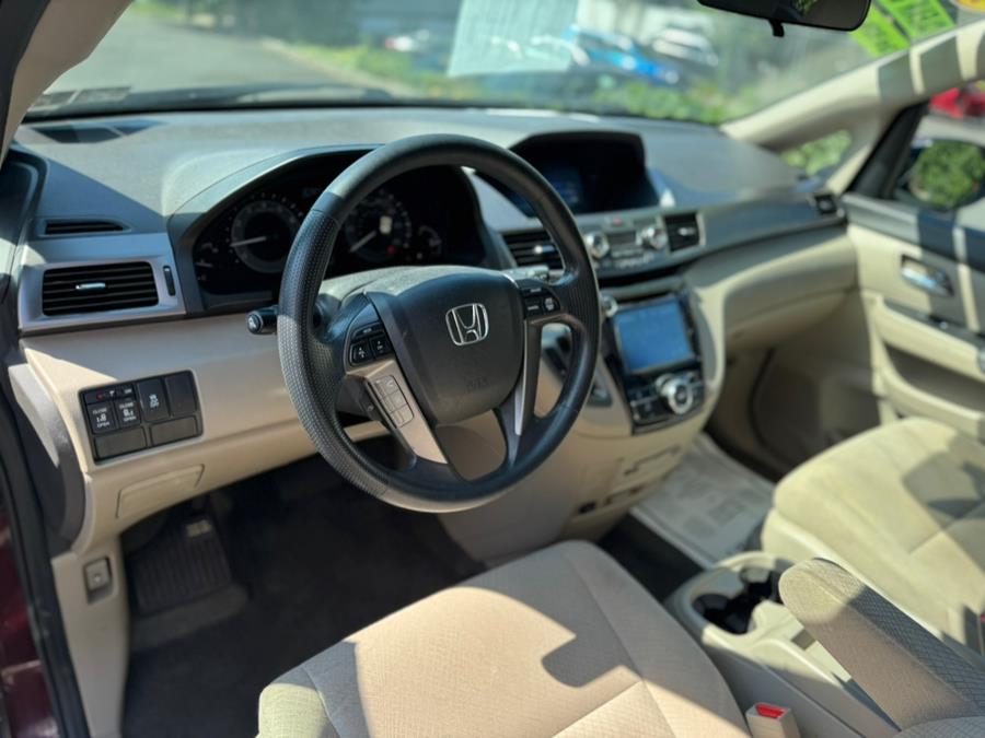 2016 Honda Odyssey 5dr SE, available for sale in Irvington, New Jersey | RT 603 Auto Mall. Irvington, New Jersey 2016 Honda Odyssey 5dr SE, available for sale in Irvington, New Jersey | RT 603 Auto Mall. Irvington, New Jersey