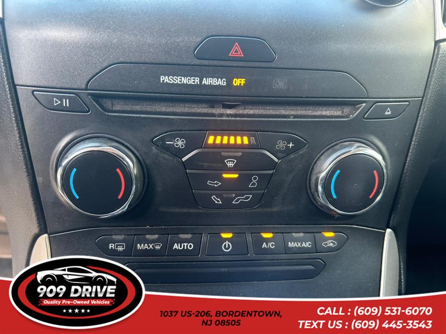 2017 Ford Edge SEL, available for sale in BORDENTOWN, New Jersey | 909 Drive. BORDENTOWN, New Jersey 2017 Ford Edge SEL, available for sale in BORDENTOWN, New Jersey | 909 Drive. BORDENTOWN, New Jersey