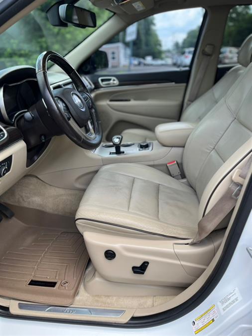 2015 Jeep Grand Cherokee 4WD 4dr Overland, available for sale in Berlin, Connecticut | Auto Drive Sales & Service. Berlin, Connecticut 2015 Jeep Grand Cherokee 4WD 4dr Overland, available for sale in Berlin, Connecticut | Auto Drive Sales & Service. Berlin, Connecticut
