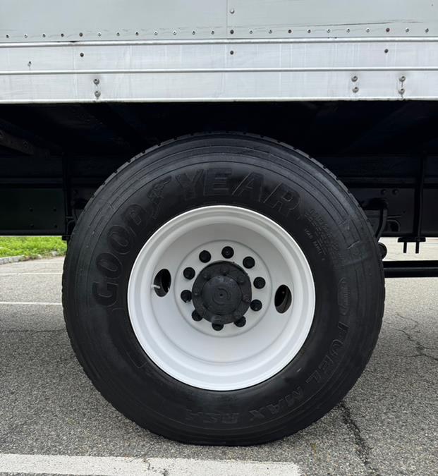 2019 Hino 268A 26 FT MICKEY BOX MAXON LIFTGATE NON CDL, available for sale in Paterson, New Jersey | Speedway Commercial Motors LLC. Paterson, New Jersey 2019 Hino 268A 26 FT MICKEY BOX MAXON LIFTGATE NON CDL, available for sale in Paterson, New Jersey | Speedway Commercial Motors LLC. Paterson, New Jersey