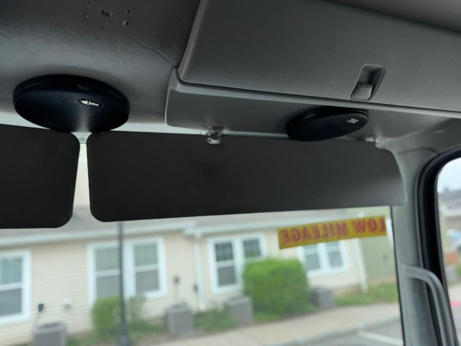 2019 Hino 268A 26 FT MICKEY BOX MAXON LIFTGATE NON CDL, available for sale in Paterson, New Jersey | Speedway Commercial Motors LLC. Paterson, New Jersey 2019 Hino 268A 26 FT MICKEY BOX MAXON LIFTGATE NON CDL, available for sale in Paterson, New Jersey | Speedway Commercial Motors LLC. Paterson, New Jersey