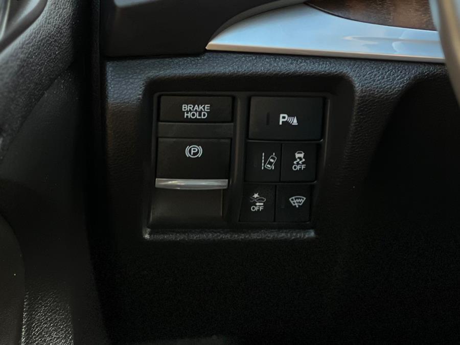 2017 Acura MDX SH-AWD w/Advance/Entertainment Pkg, available for sale in Paterson, New Jersey | Speedway Motors LLC. Paterson, New Jersey 2017 Acura MDX SH-AWD w/Advance/Entertainment Pkg, available for sale in Paterson, New Jersey | Speedway Motors LLC. Paterson, New Jersey