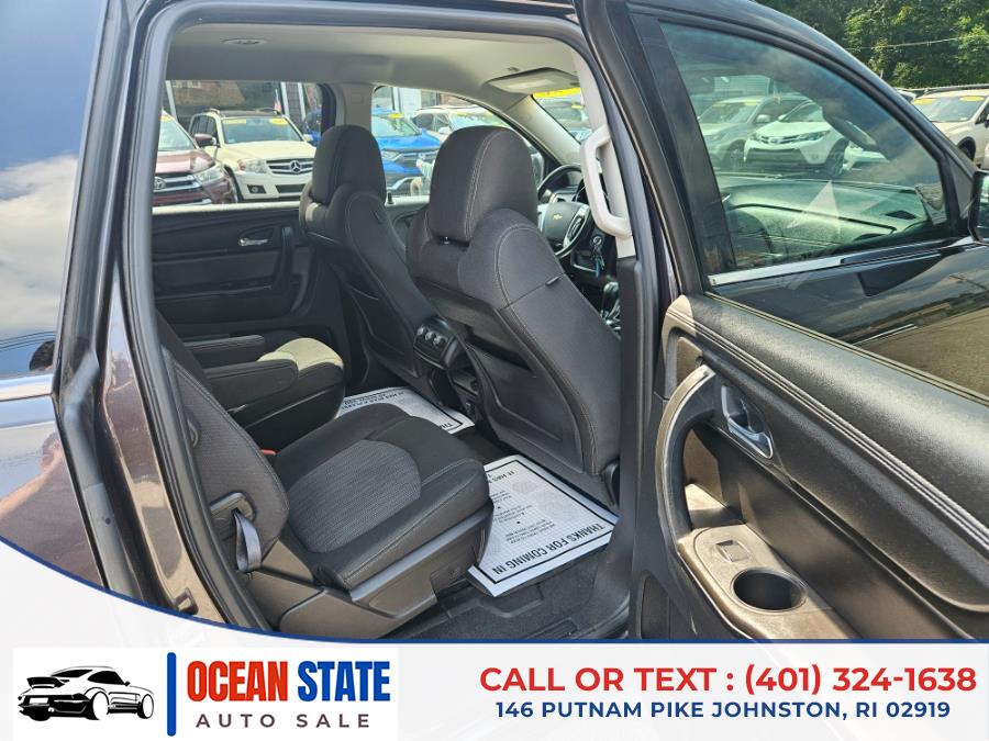 2016 Chevrolet Traverse AWD 4dr LT w/1LT, available for sale in Johnston, Rhode Island | Ocean State Auto Sales. Johnston, Rhode Island 2016 Chevrolet Traverse AWD 4dr LT w/1LT, available for sale in Johnston, Rhode Island | Ocean State Auto Sales. Johnston, Rhode Island