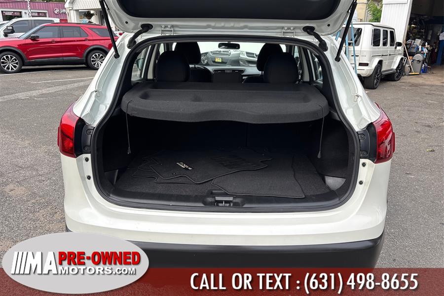 2017 Nissan Rogue Sport AWD SL, available for sale in Huntington Station, New York | M & A Motors. Huntington Station, New York 2017 Nissan Rogue Sport AWD SL, available for sale in Huntington Station, New York | M & A Motors. Huntington Station, New York
