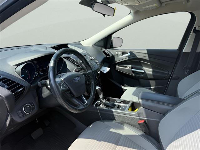 2017 Ford Escape SE, available for sale in Stratford, Connecticut | Wiz Leasing Inc. Stratford, Connecticut 2017 Ford Escape SE, available for sale in Stratford, Connecticut | Wiz Leasing Inc. Stratford, Connecticut