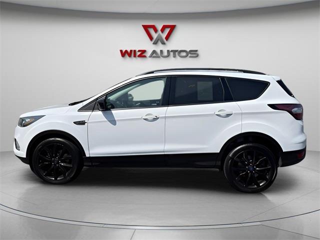 2017 Ford Escape SE, available for sale in Stratford, Connecticut | Wiz Leasing Inc. Stratford, Connecticut 2017 Ford Escape SE, available for sale in Stratford, Connecticut | Wiz Leasing Inc. Stratford, Connecticut