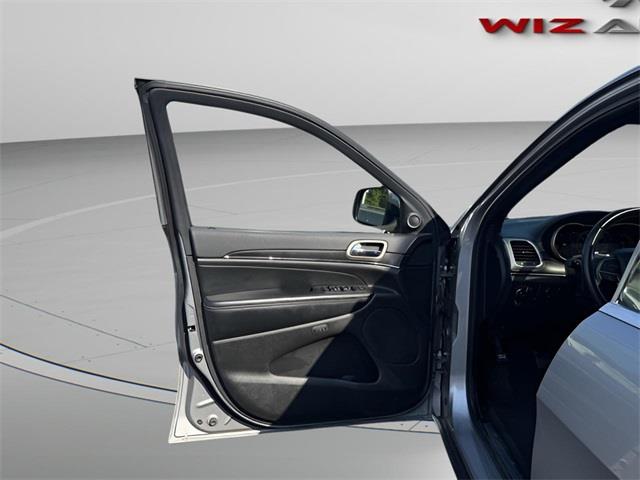 2017 Jeep Grand Cherokee Limited, available for sale in Stratford, Connecticut | Wiz Leasing Inc. Stratford, Connecticut 2017 Jeep Grand Cherokee Limited, available for sale in Stratford, Connecticut | Wiz Leasing Inc. Stratford, Connecticut