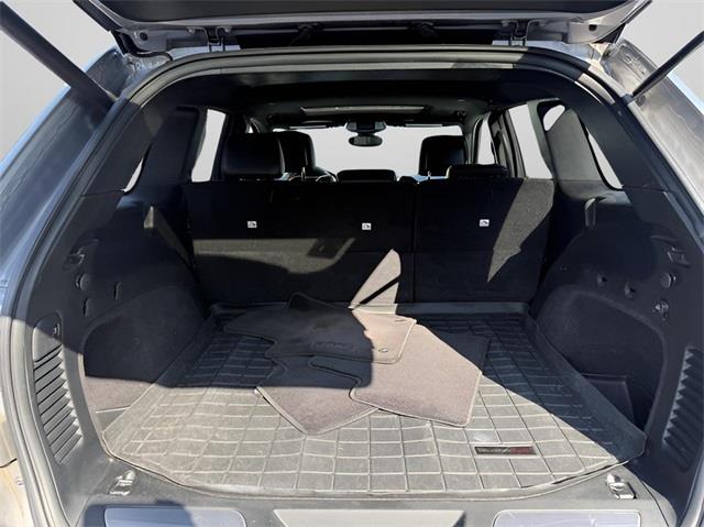 2017 Jeep Grand Cherokee Limited, available for sale in Stratford, Connecticut | Wiz Leasing Inc. Stratford, Connecticut 2017 Jeep Grand Cherokee Limited, available for sale in Stratford, Connecticut | Wiz Leasing Inc. Stratford, Connecticut