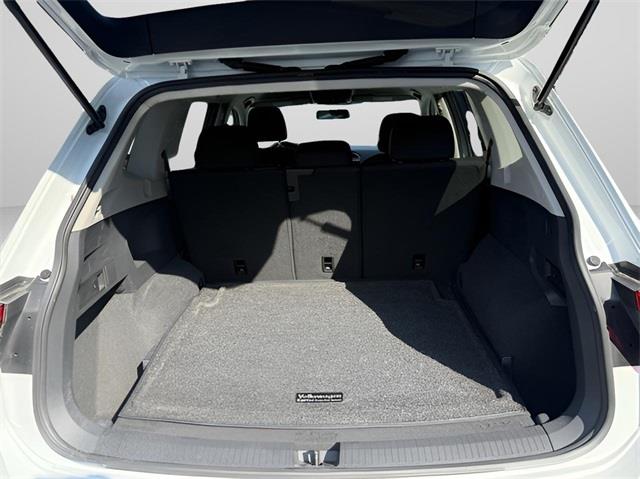 2020 Volkswagen Tiguan 2.0T S, available for sale in Stratford, Connecticut | Wiz Leasing Inc. Stratford, Connecticut 2020 Volkswagen Tiguan 2.0T S, available for sale in Stratford, Connecticut | Wiz Leasing Inc. Stratford, Connecticut