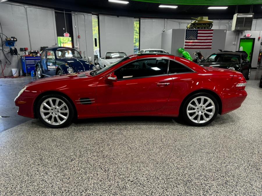 2007 Mercedes-Benz SL-Class 2dr Roadster 5.5L V8, available for sale in Oxford, Connecticut | Buonauto Enterprises. Oxford, Connecticut 2007 Mercedes-Benz SL-Class 2dr Roadster 5.5L V8, available for sale in Oxford, Connecticut | Buonauto Enterprises. Oxford, Connecticut