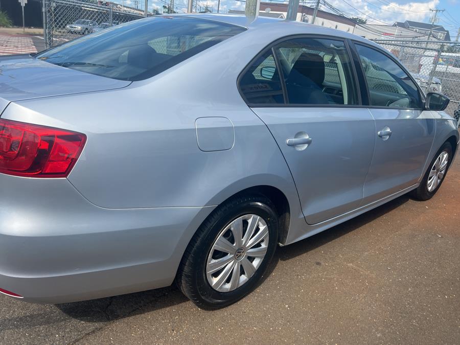 2014 Volkswagen Jetta Sedan 4dr Auto S, available for sale in Stamford, Connecticut | Harbor View Auto Sales LLC. Stamford, Connecticut 2014 Volkswagen Jetta Sedan 4dr Auto S, available for sale in Stamford, Connecticut | Harbor View Auto Sales LLC. Stamford, Connecticut