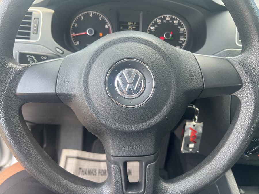 2014 Volkswagen Jetta Sedan 4dr Auto S, available for sale in Stamford, Connecticut | Harbor View Auto Sales LLC. Stamford, Connecticut 2014 Volkswagen Jetta Sedan 4dr Auto S, available for sale in Stamford, Connecticut | Harbor View Auto Sales LLC. Stamford, Connecticut