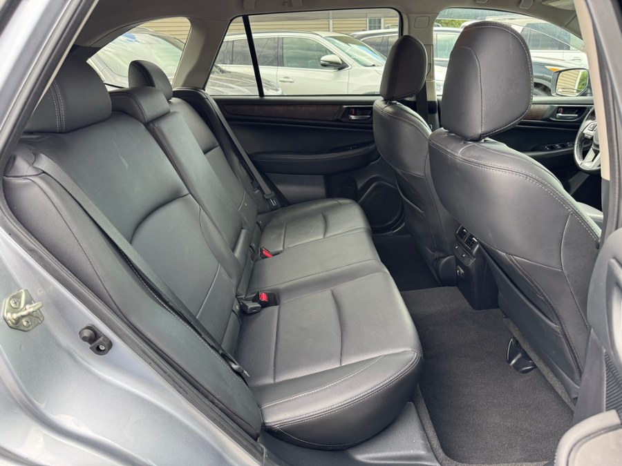 2015 Subaru Outback 4dr Wgn 2.5i Limited PZEV, available for sale in West Springfield, Massachusetts | Union Street Auto Sales. West Springfield, Massachusetts 2015 Subaru Outback 4dr Wgn 2.5i Limited PZEV, available for sale in West Springfield, Massachusetts | Union Street Auto Sales. West Springfield, Massachusetts