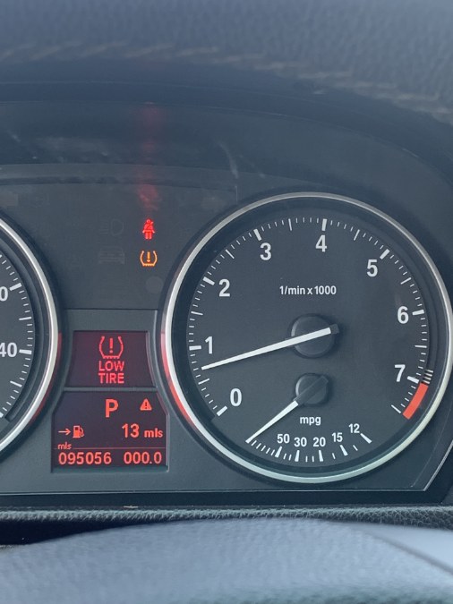 2009 BMW 3 Series 4dr Sdn 328i xDrive AWD SULEV, available for sale in Clinton, Connecticut | M&M Motors International. Clinton, Connecticut 2009 BMW 3 Series 4dr Sdn 328i xDrive AWD SULEV, available for sale in Clinton, Connecticut | M&M Motors International. Clinton, Connecticut