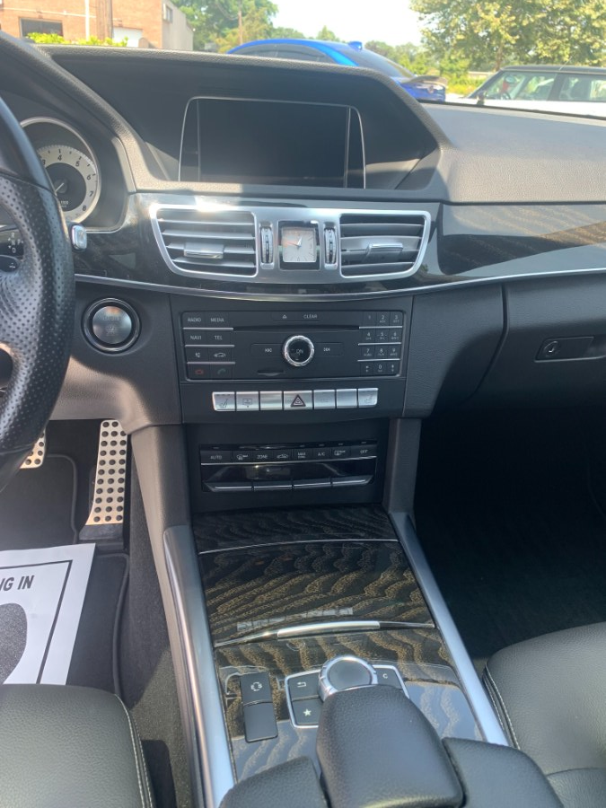 2016 Mercedes-Benz E-Class 4dr Sdn E 350 Luxury 4MATIC, available for sale in Clinton, Connecticut | M&M Motors International. Clinton, Connecticut 2016 Mercedes-Benz E-Class 4dr Sdn E 350 Luxury 4MATIC, available for sale in Clinton, Connecticut | M&M Motors International. Clinton, Connecticut