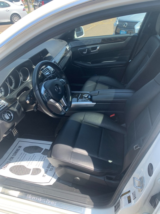 2016 Mercedes-Benz E-Class 4dr Sdn E 350 Luxury 4MATIC, available for sale in Clinton, Connecticut | M&M Motors International. Clinton, Connecticut 2016 Mercedes-Benz E-Class 4dr Sdn E 350 Luxury 4MATIC, available for sale in Clinton, Connecticut | M&M Motors International. Clinton, Connecticut