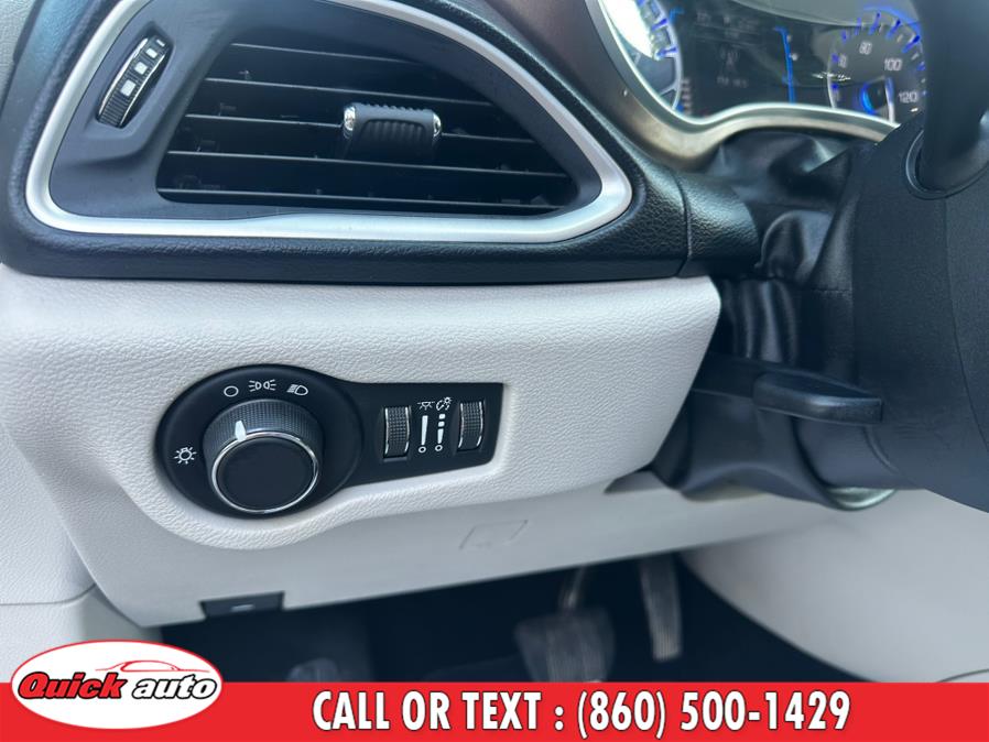 2017 Chrysler Pacifica LX FWD, available for sale in Bristol, Connecticut | Quick Auto LLC. Bristol, Connecticut 2017 Chrysler Pacifica LX FWD, available for sale in Bristol, Connecticut | Quick Auto LLC. Bristol, Connecticut