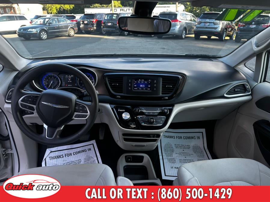 2017 Chrysler Pacifica LX FWD, available for sale in Bristol, Connecticut | Quick Auto LLC. Bristol, Connecticut 2017 Chrysler Pacifica LX FWD, available for sale in Bristol, Connecticut | Quick Auto LLC. Bristol, Connecticut