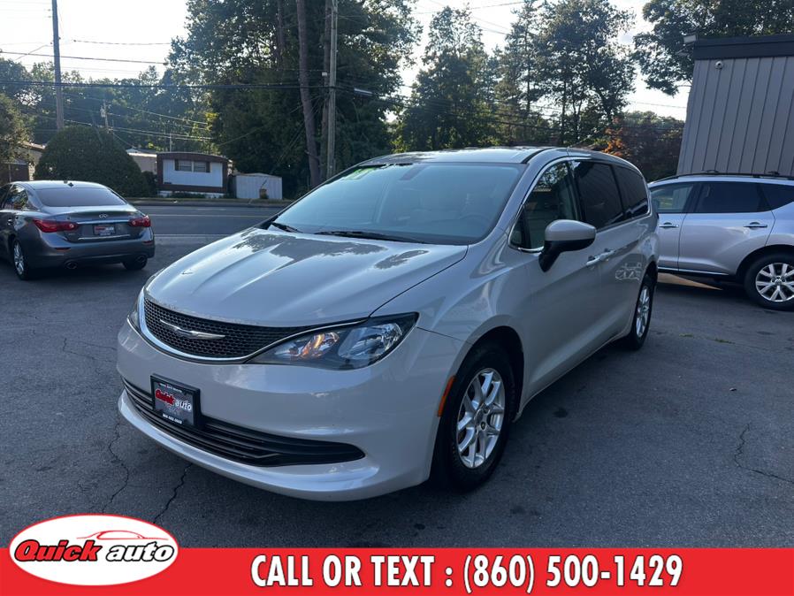 2017 Chrysler Pacifica LX FWD, available for sale in Bristol, Connecticut | Quick Auto LLC. Bristol, Connecticut 2017 Chrysler Pacifica LX FWD, available for sale in Bristol, Connecticut | Quick Auto LLC. Bristol, Connecticut