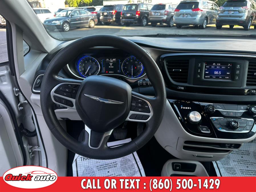 2017 Chrysler Pacifica LX FWD, available for sale in Bristol, Connecticut | Quick Auto LLC. Bristol, Connecticut 2017 Chrysler Pacifica LX FWD, available for sale in Bristol, Connecticut | Quick Auto LLC. Bristol, Connecticut