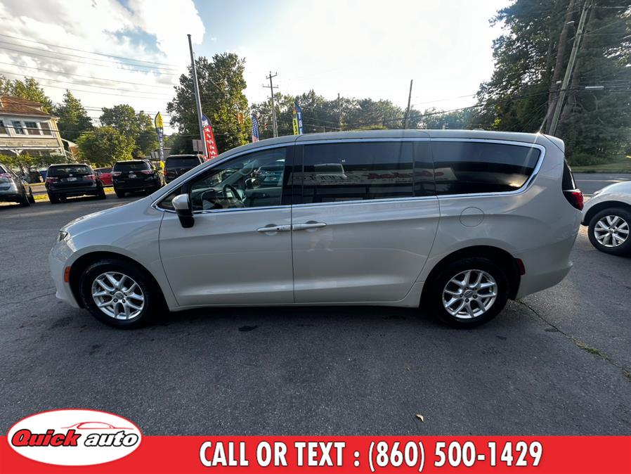 2017 Chrysler Pacifica LX FWD, available for sale in Bristol, Connecticut | Quick Auto LLC. Bristol, Connecticut 2017 Chrysler Pacifica LX FWD, available for sale in Bristol, Connecticut | Quick Auto LLC. Bristol, Connecticut